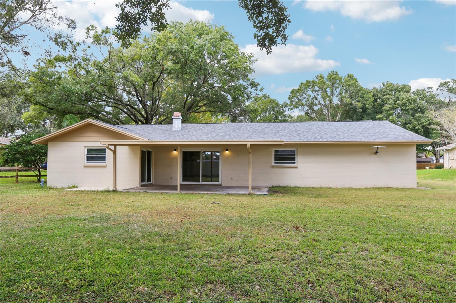 LAKE PADGETT ESTATES / TENNIS CLUB ESTATES UNREC/ - Residential