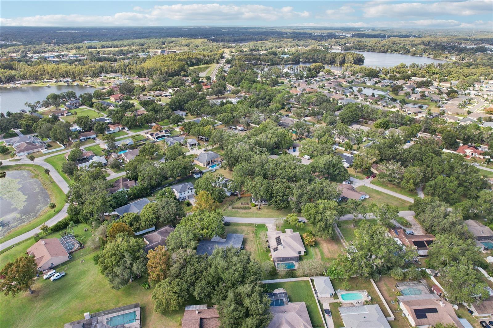 LAKE PADGETT ESTATES / TENNIS CLUB ESTATES UNREC/ - Residential