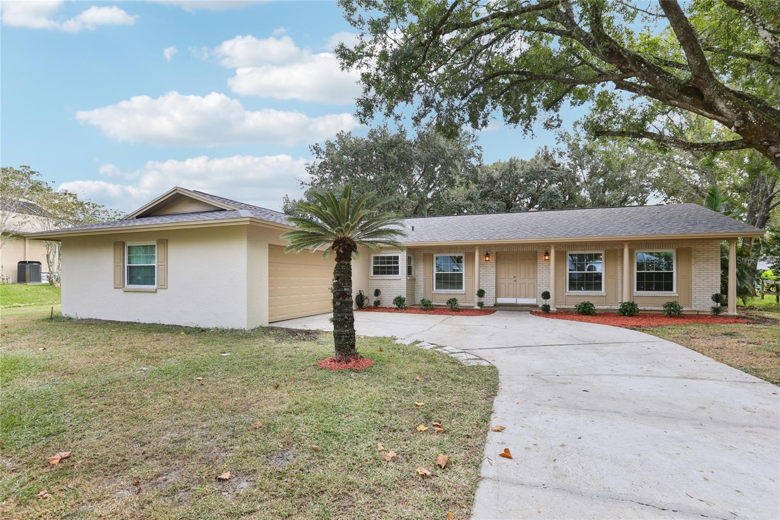 LAKE PADGETT ESTATES / TENNIS CLUB ESTATES UNREC/ - Residential