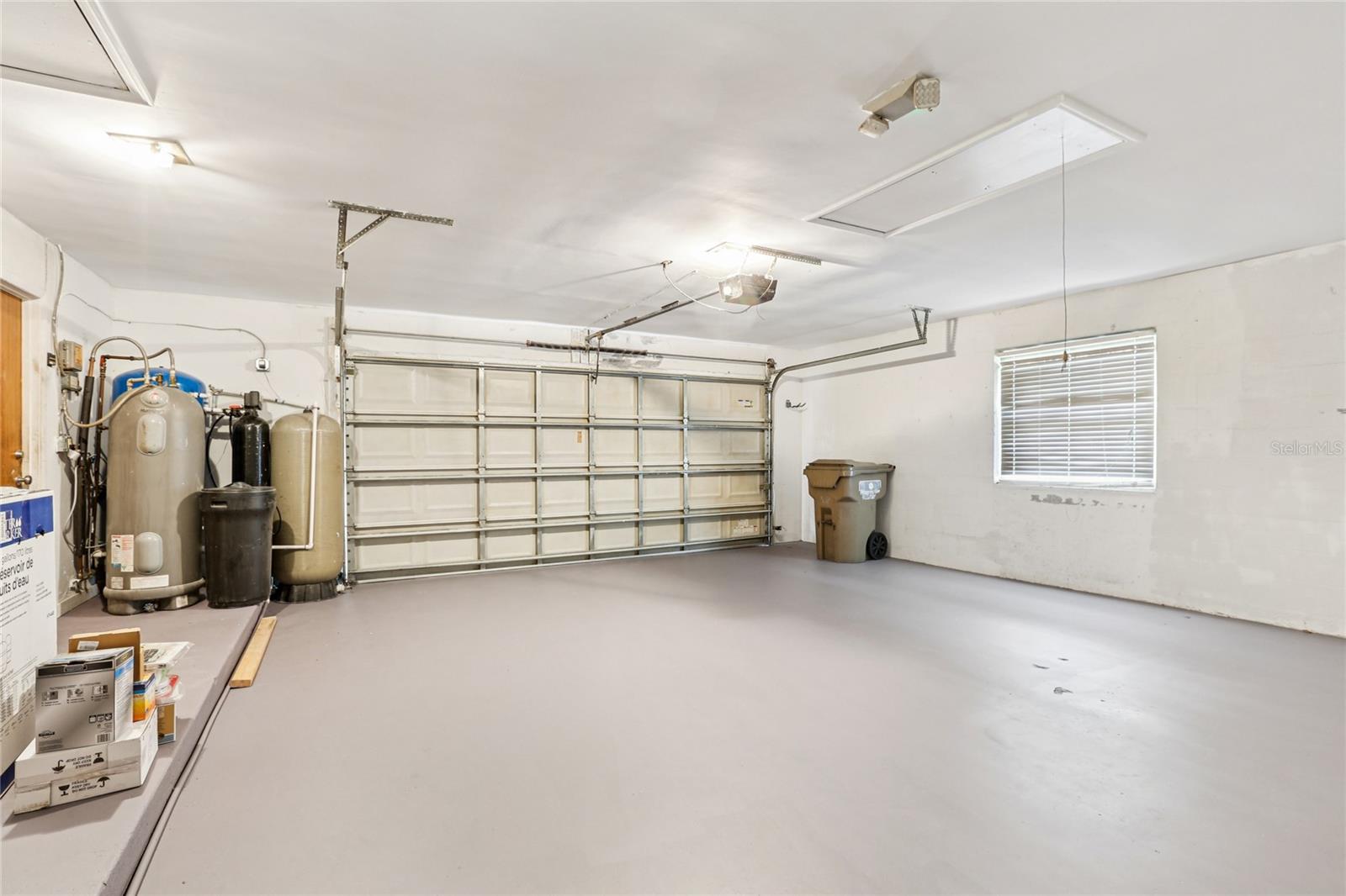 LAKE PADGETT ESTATES / TENNIS CLUB ESTATES UNREC/ - Residential