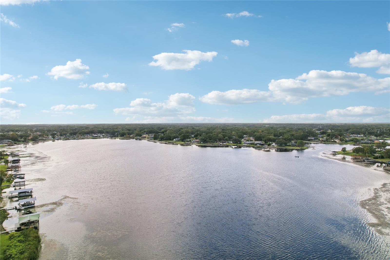 LAKE PADGETT ESTATES / TENNIS CLUB ESTATES UNREC/ - Residential