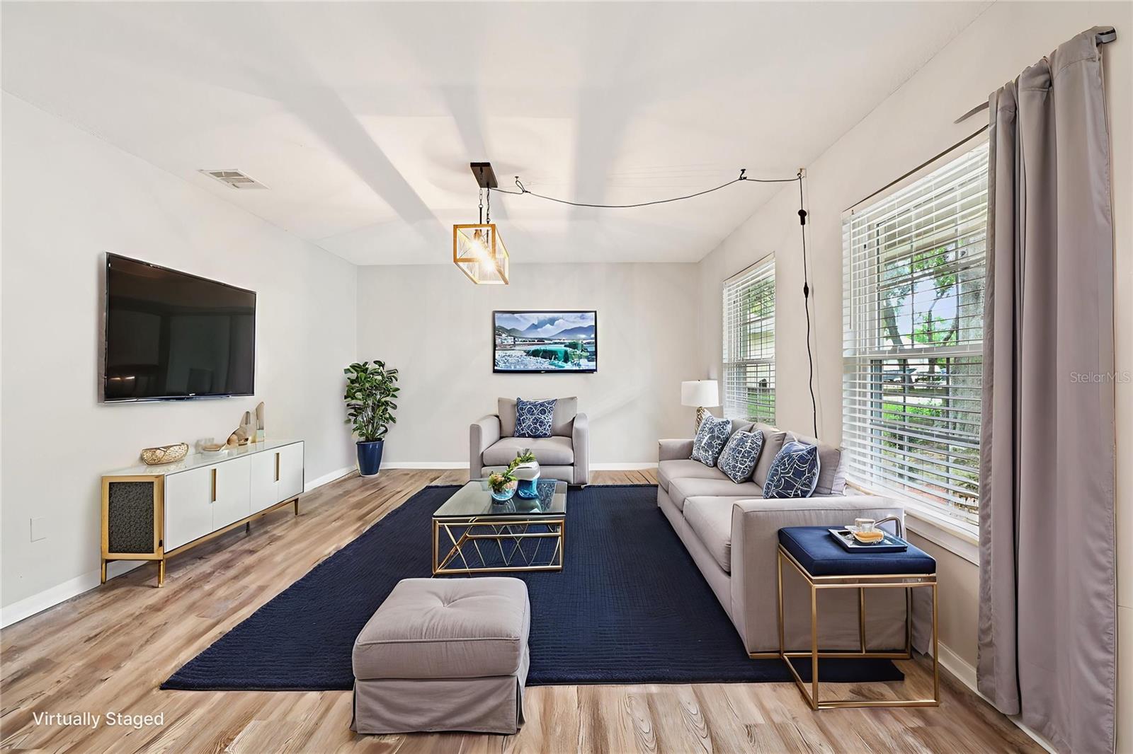 LAKE PADGETT ESTATES / TENNIS CLUB ESTATES UNREC/ - Residential