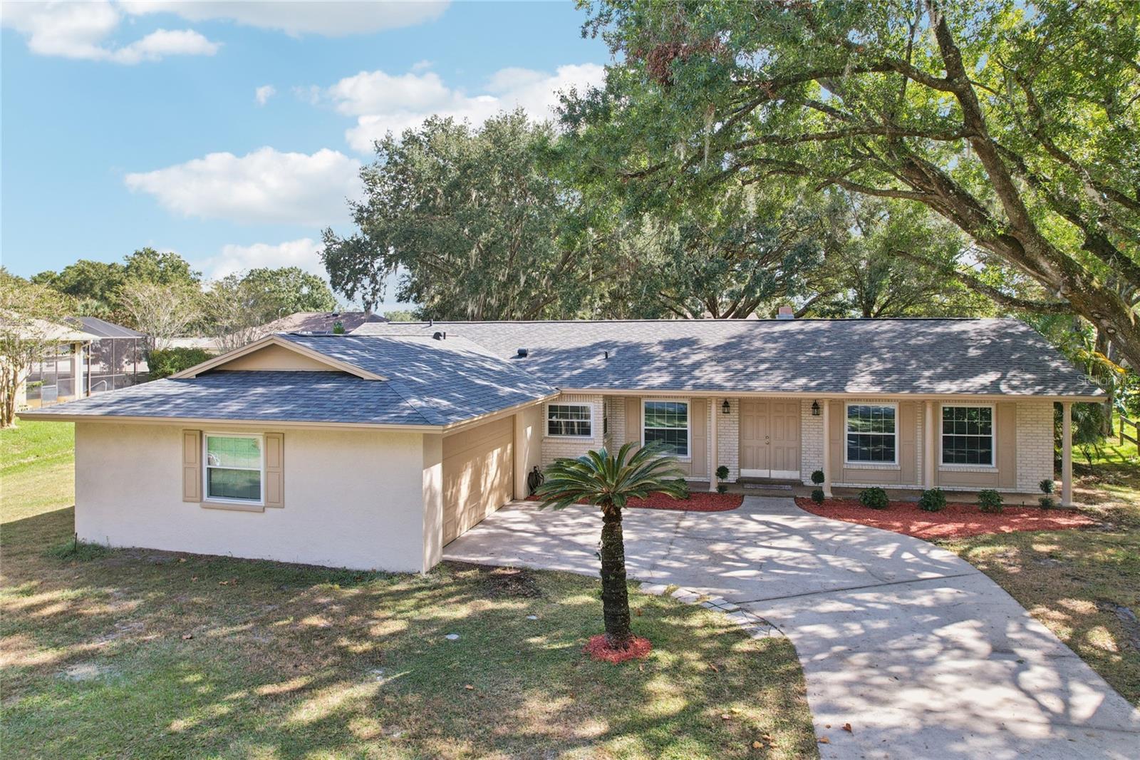 LAKE PADGETT ESTATES / TENNIS CLUB ESTATES UNREC/ - Residential