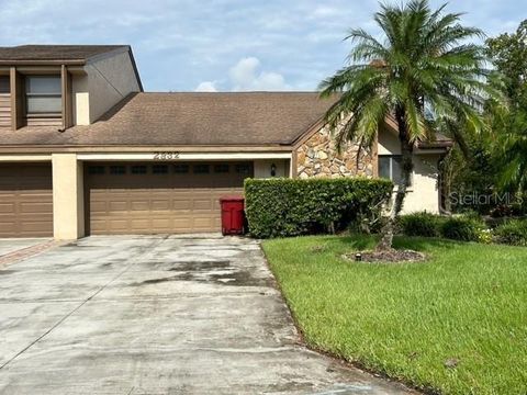 A home in PLANT CITY