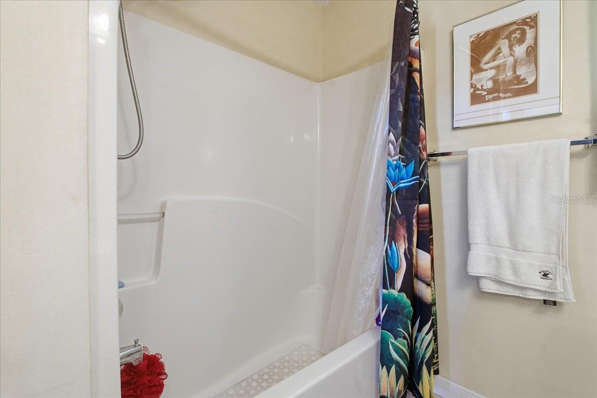 FERNALDS L S RESUB - Residential