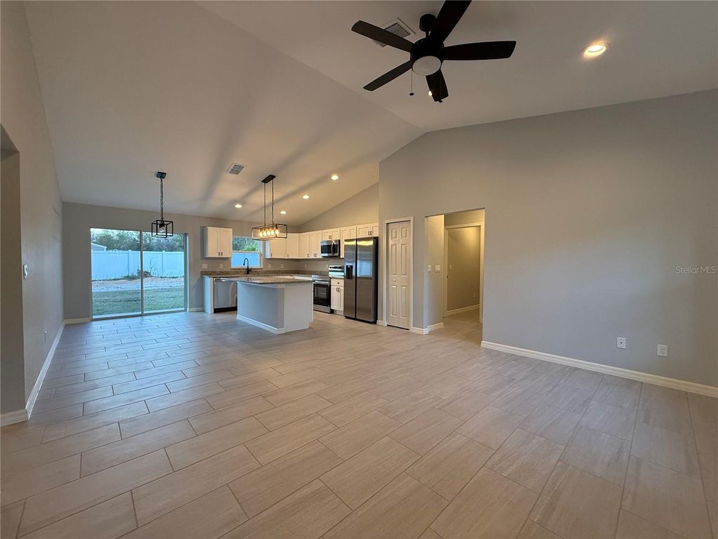 Photo of 20411 SW 54th Street, Dunnellon, FL 34431 (MLS # OM725435)