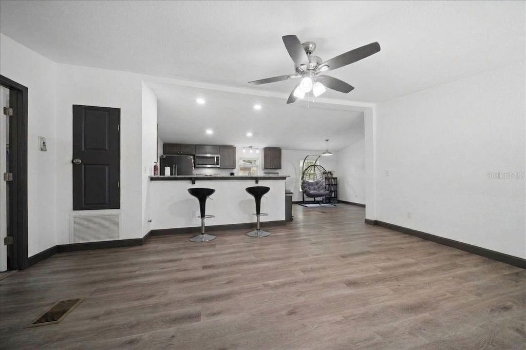 Photo of 3901 SE 56th Avenue, Ocala, FL 34480 (MLS # OM721915)