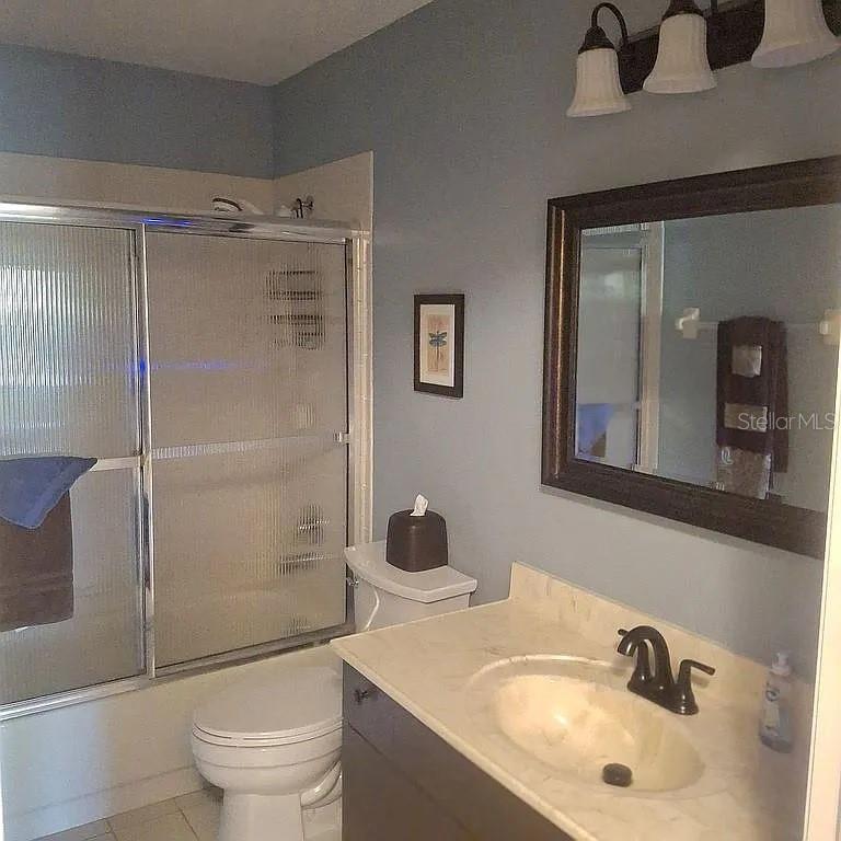 CRYSTAL LAKES - Residential