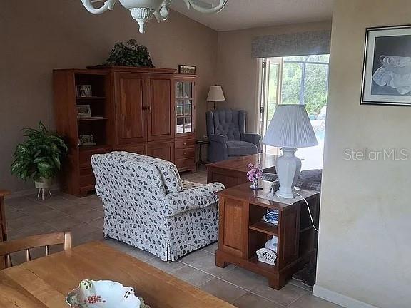 CRYSTAL LAKES - Residential