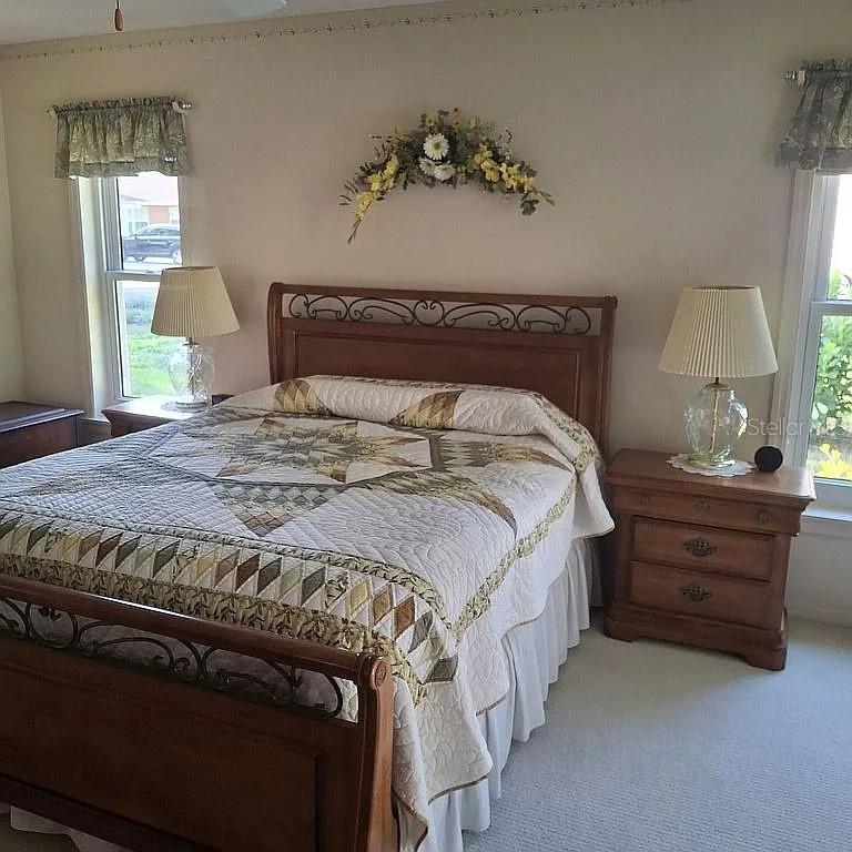 CRYSTAL LAKES - Residential