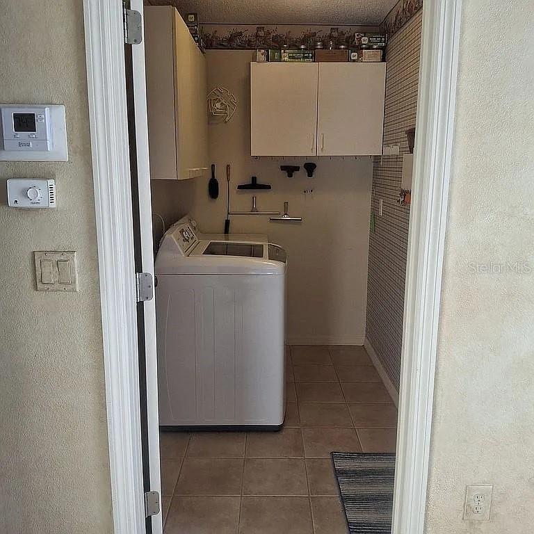 CRYSTAL LAKES - Residential