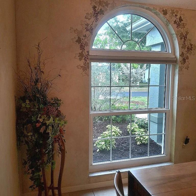 CRYSTAL LAKES - Residential