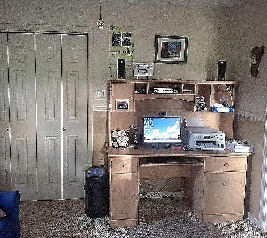 CRYSTAL LAKES - Residential