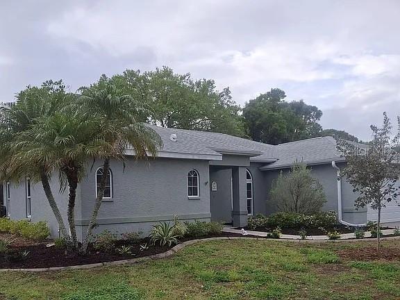 CRYSTAL LAKES - Residential