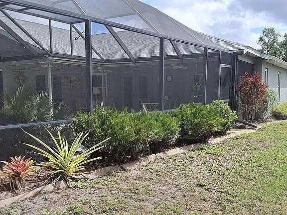 CRYSTAL LAKES - Residential