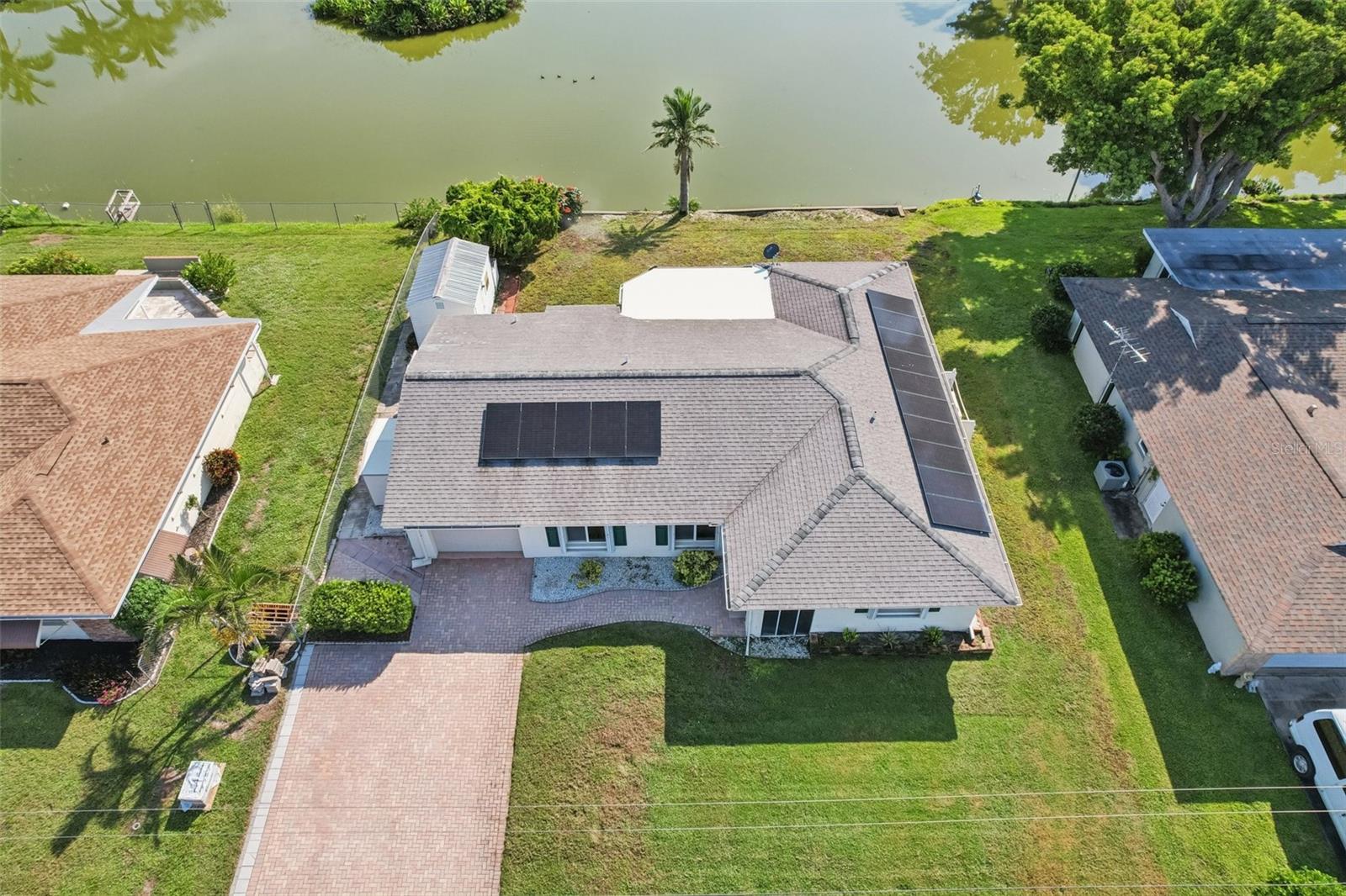 2271 SANDLEWOOD DRIVE
