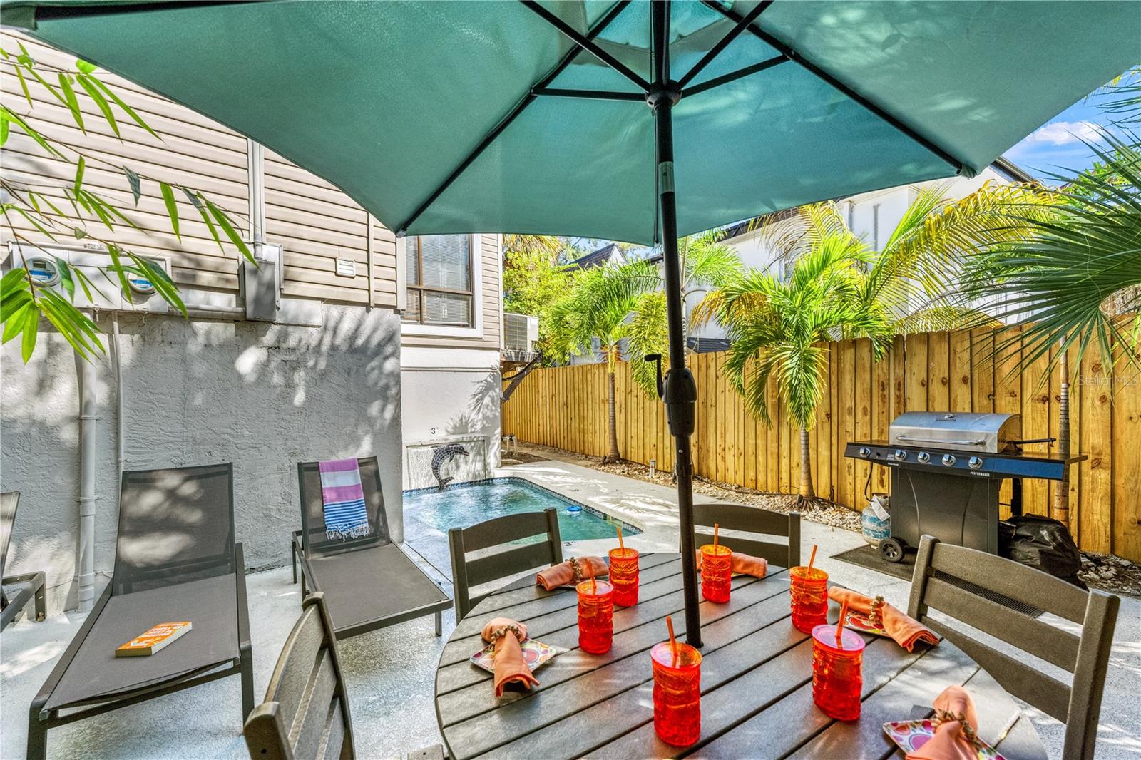 SARASOTA BEACH - Residential