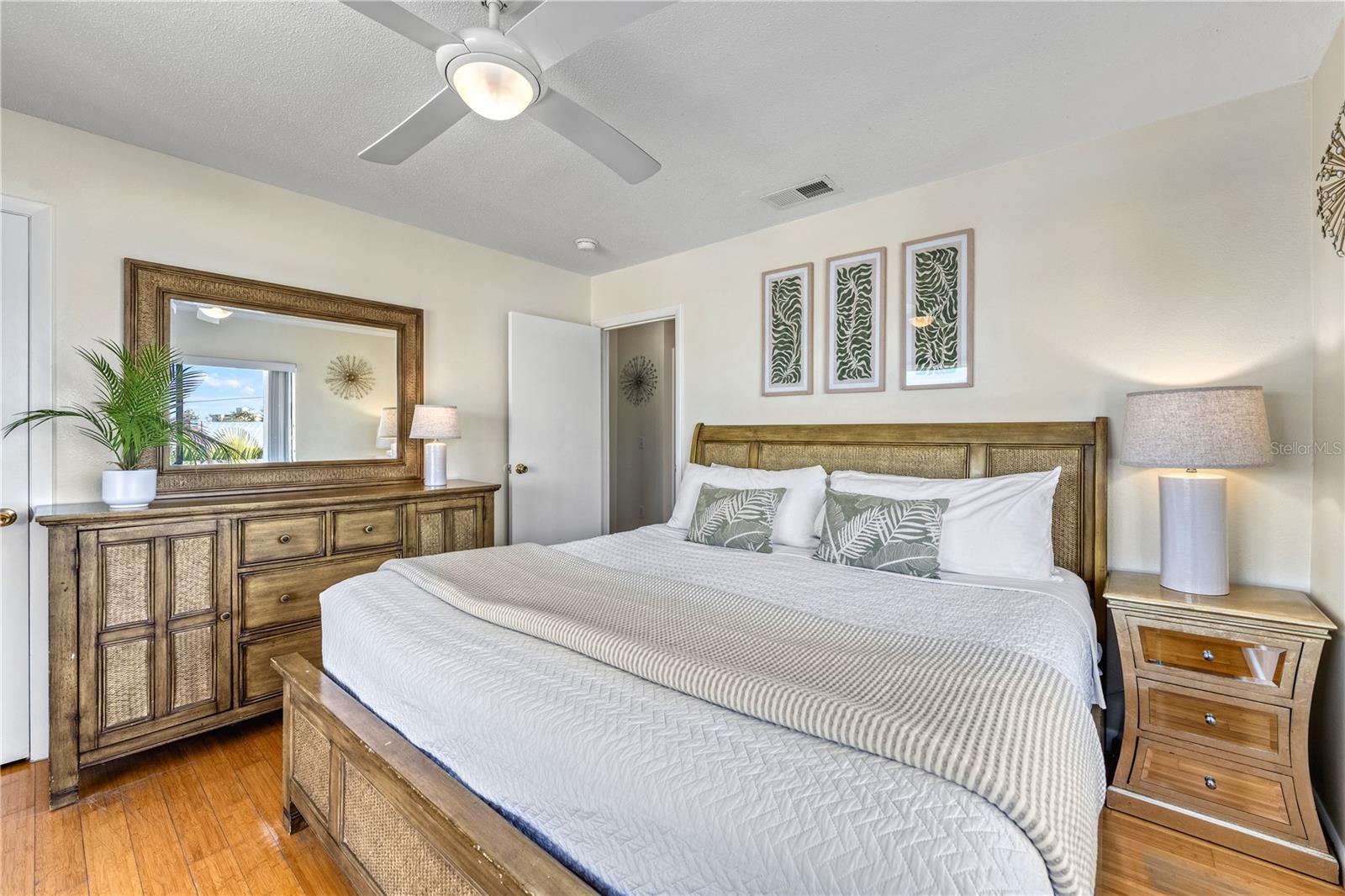 SARASOTA BEACH - Residential