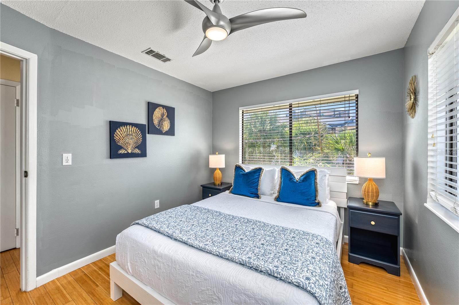 SARASOTA BEACH - Residential