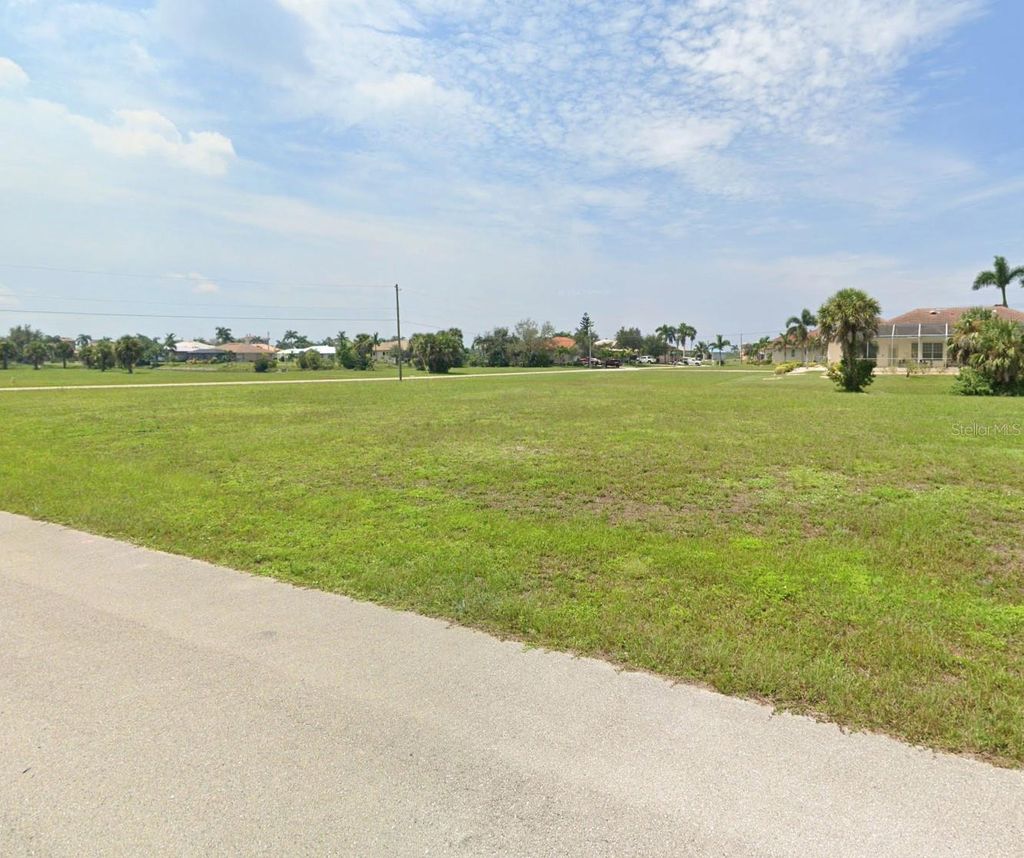 Photo of 17465 Fuego Lane, Punta Gorda, FL 33955 (MLS # C7507861)