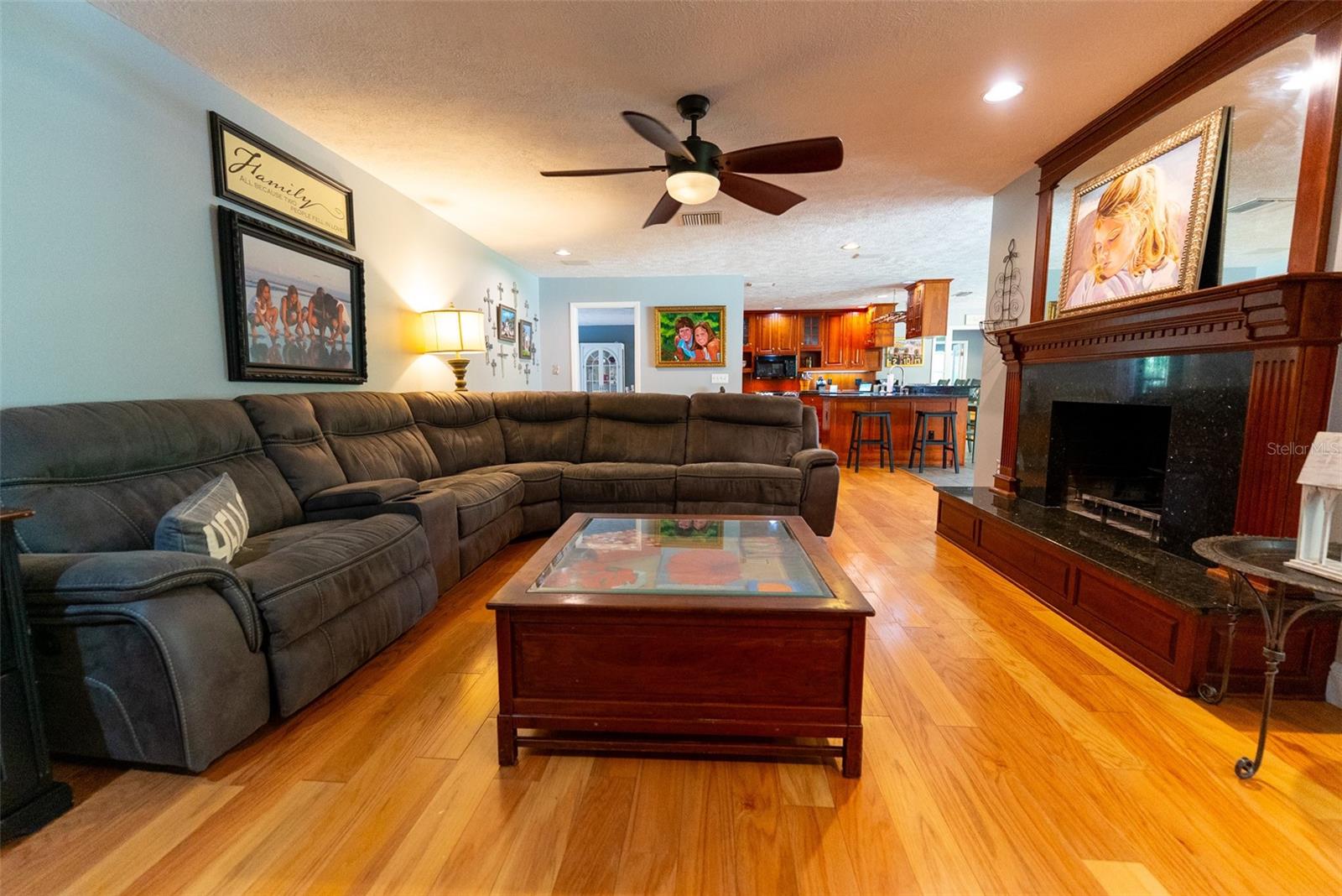 WOODFIELDS UN 08 - Residential