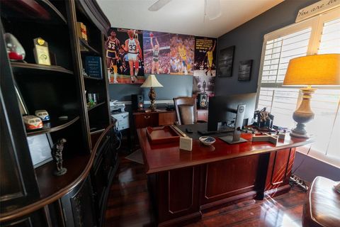 Tiny photo for 2321 SE 11th Street, Ocala, FL 34471 (MLS # OM712366)