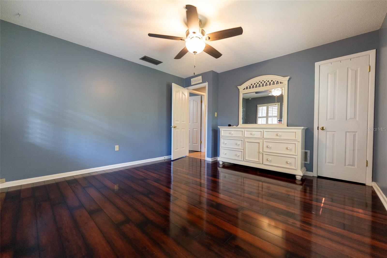 WOODFIELDS UN 08 - Residential