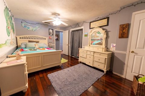 Tiny photo for 2321 SE 11th Street, Ocala, FL 34471 (MLS # OM712366)