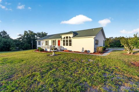 Photo of 9712 Us Highway 301, Dade City, FL 33525 (MLS # W7885670)