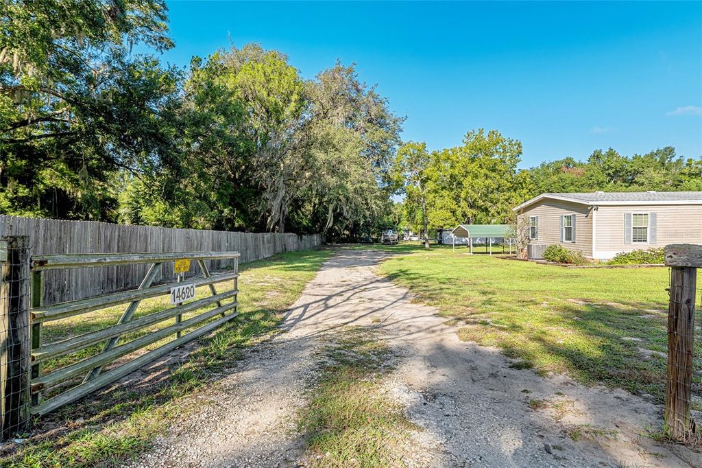 Photo of 14620 SE 95th Avenue, Summerfield, FL 34491 (MLS # G5102839)