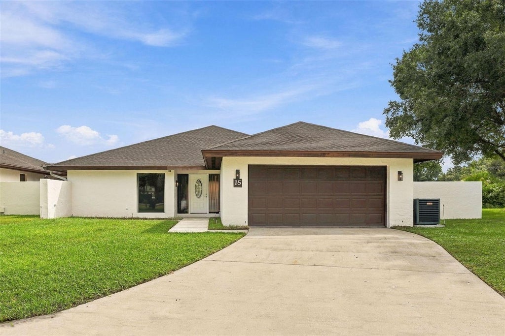 Photo of 15 Abbey Court, Haines City, FL 33844 (MLS # P4940087)