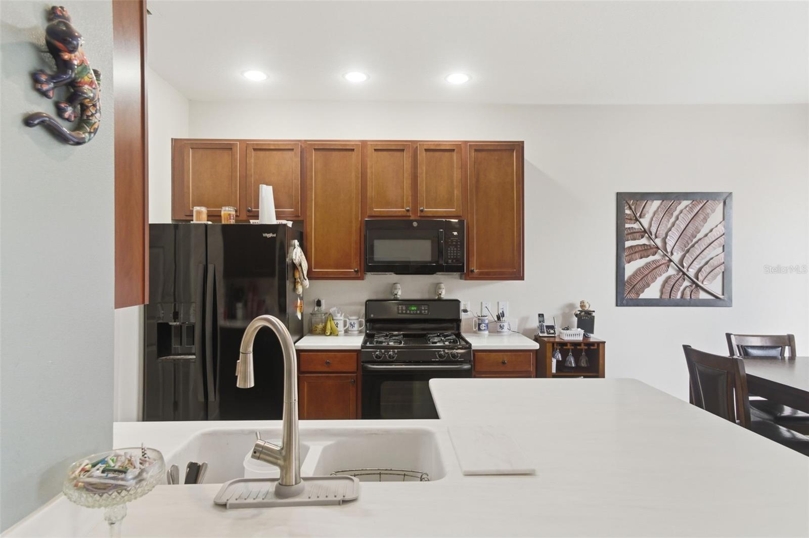 VICTORIA PARK INC 03 SE UNIT 02 - Residential