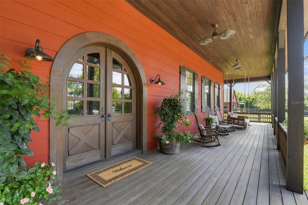 Photo of 9875 Kilgore Road, Orlando, FL 32836 (MLS # O6446344)