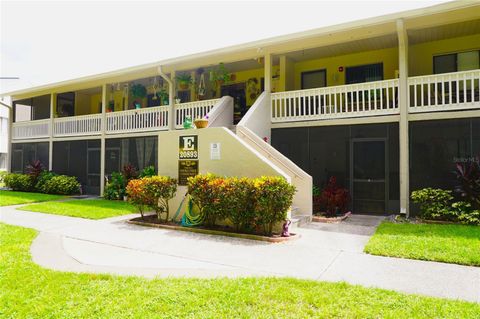 Photo of 20893 Haulover Cove #8, Lutz, FL 33558 (MLS # W7878831) Photo of 20893 Haulover Cove #8, Lutz, FL 33558 (MLS # W7878831)