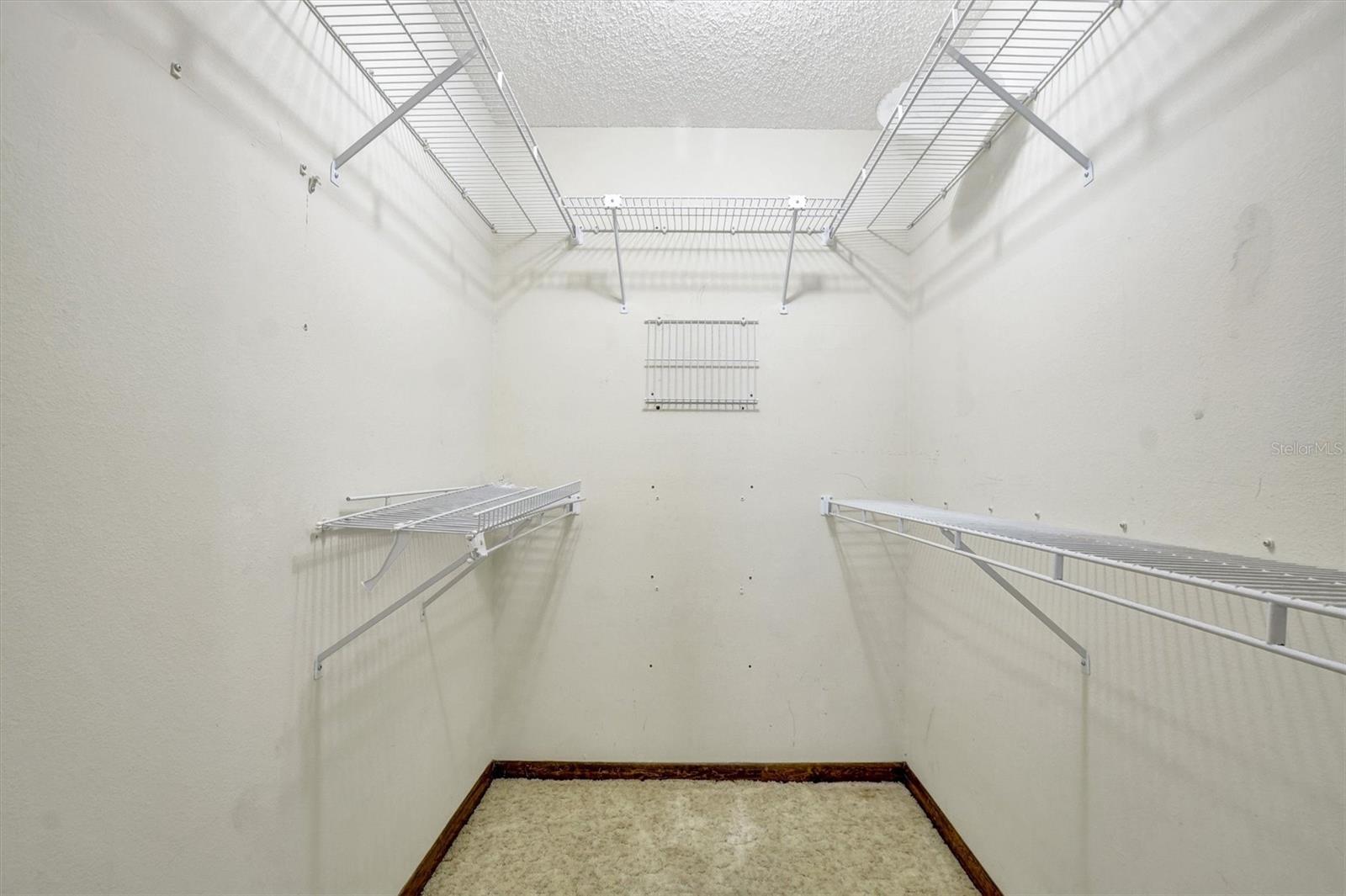 LUMBEE OAKS - Residential