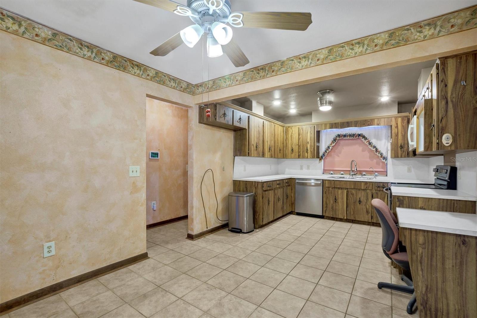 LUMBEE OAKS - Residential