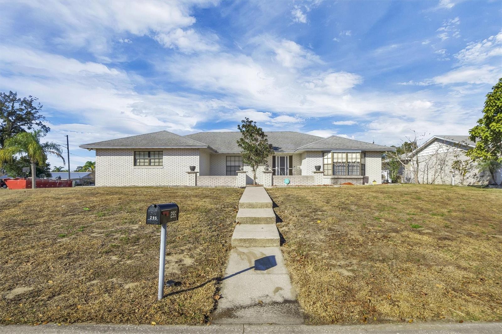 LUMBEE OAKS - Residential