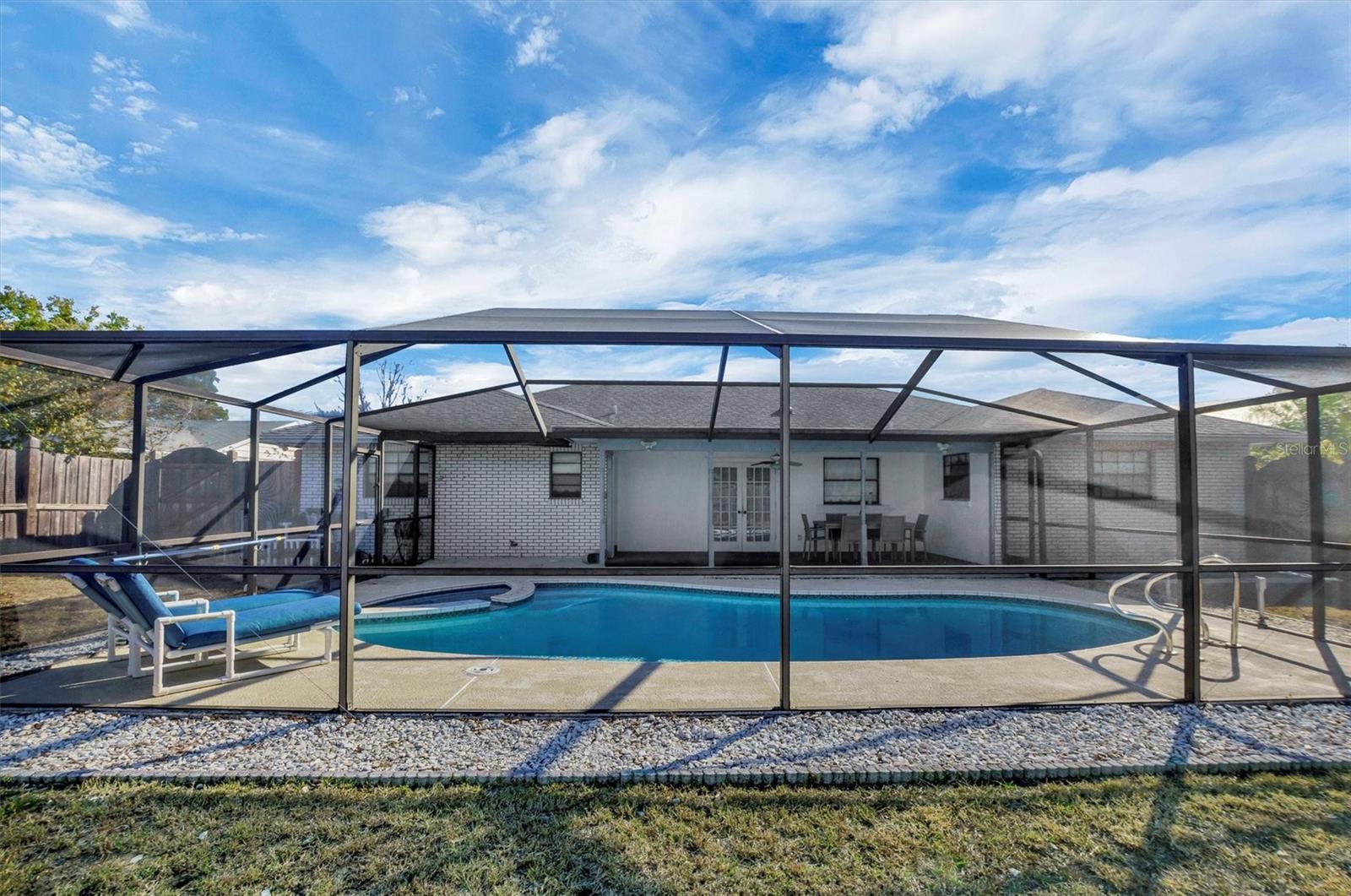 LUMBEE OAKS - Residential