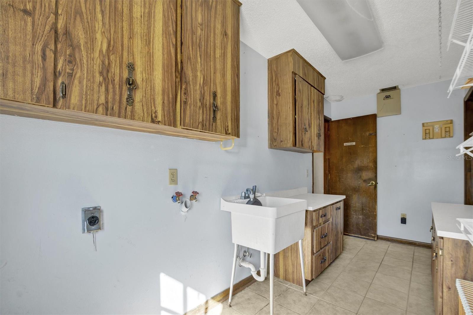 LUMBEE OAKS - Residential