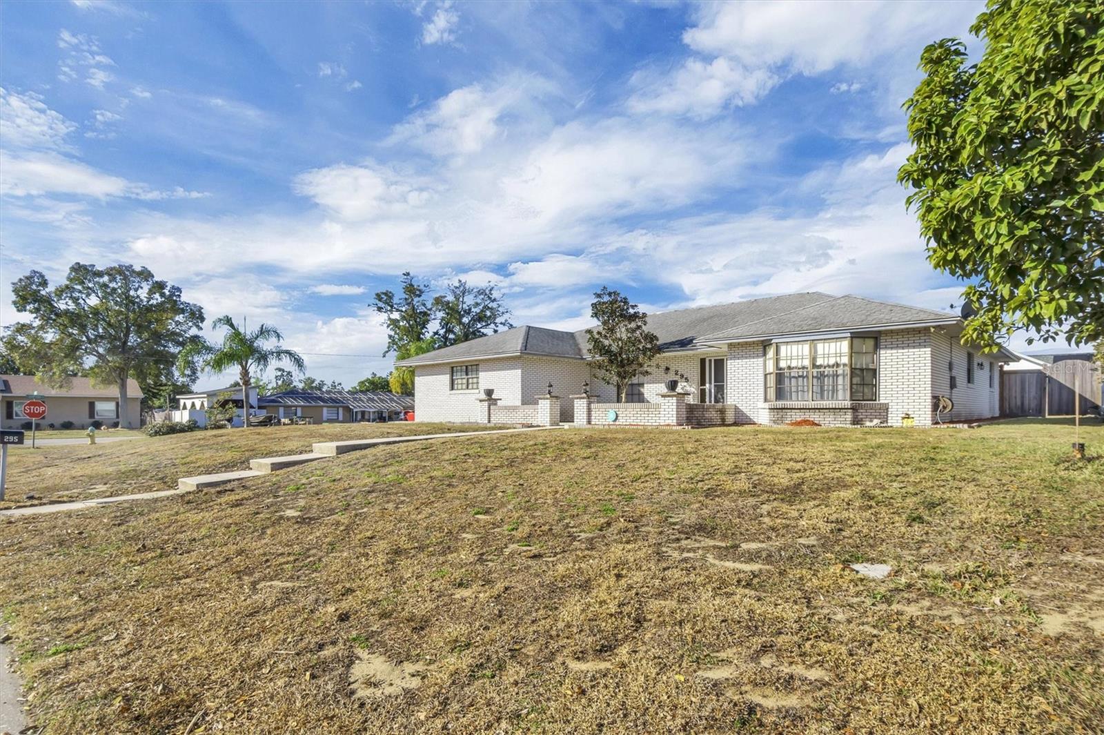 LUMBEE OAKS - Residential