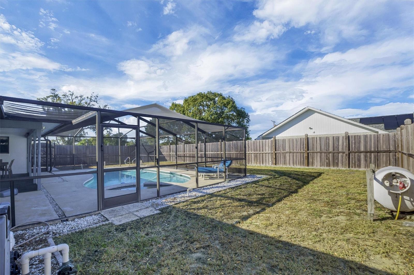 LUMBEE OAKS - Residential