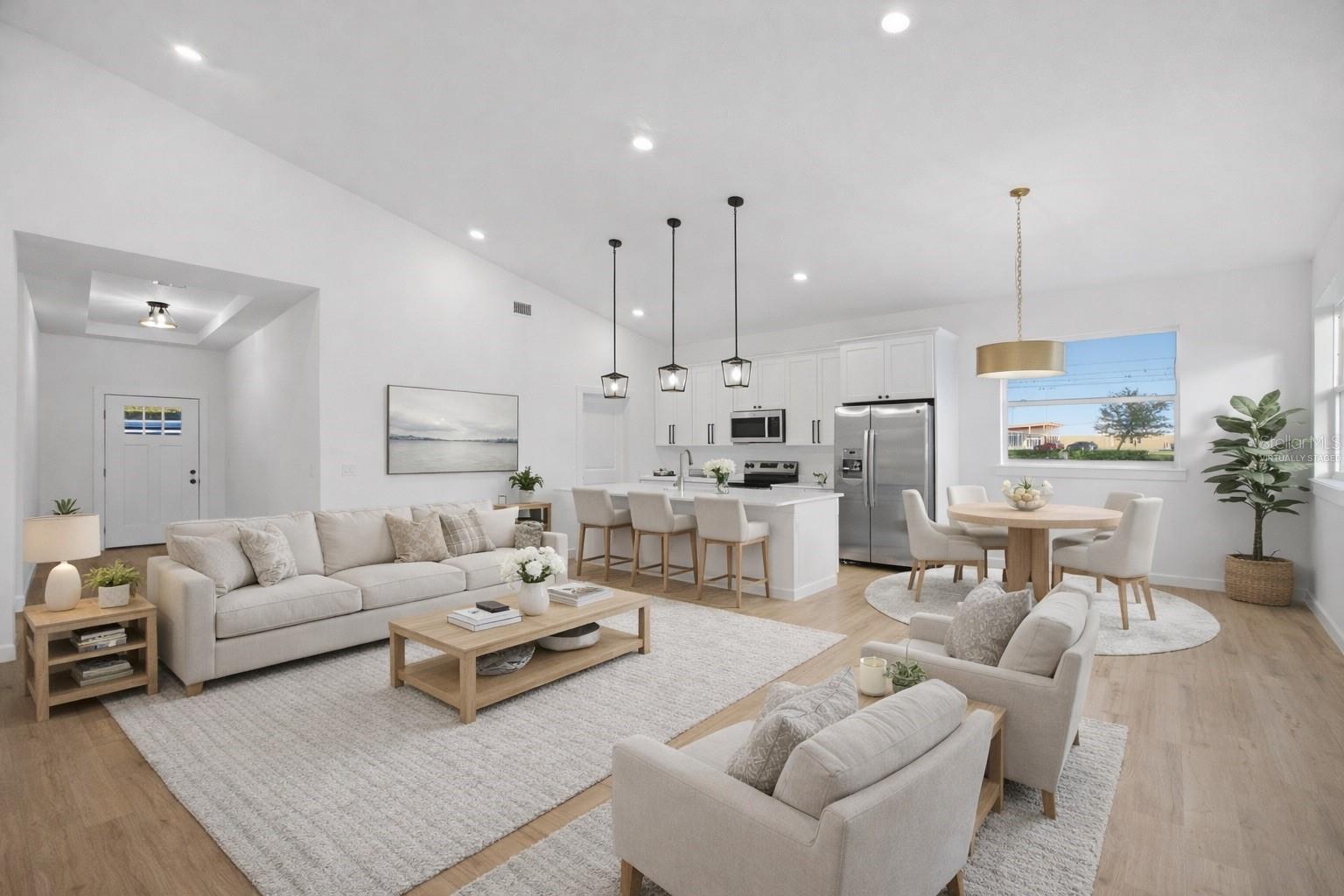 LINCOLN PARK EAST - Residential