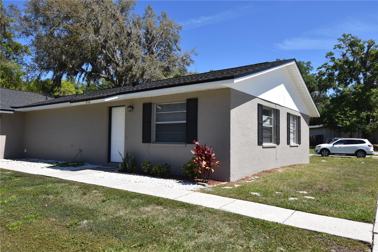 One or more photo(s) has been virtually staged. Check out this 2 bedroom 1.5 bath duplex. This home is centrally located. Easy access to Polk Parkway and I4. The home boasts an open floor plan, tile floors throughout the home (no carpeting). Vaulted ceiling, Updated kitchen with granite counter tops and stainless steel appliances. Washer and dryer are included. Large formal living room, Breakfast nook in Kitchen and additional living room. George Jenkins school district. Lawn care is included!
Administration Fee:
Upon approval tenants will be subject to a $250 one-time administration fee.
***This property is proud to offer deposit-free living to qualified renters through Obligo! We understand that moving costs can add up, so we want to extend financial flexibility to our residents.***
Resident Benefit Package (Included in rental amount):
-Bi-monthly A/C Filter Delivery
-$100,000 Tenant Liability Insurance/ $10,000 Content Coverage
-Identity Protection
-Credit building (All Credit Bureaus)
-PiƱata Tenant Rewards Program
-Tenant Portal Access: Online payments & submission of maintenance requests
-24 Hour Emergency Maintenance Hotline
-Pest control