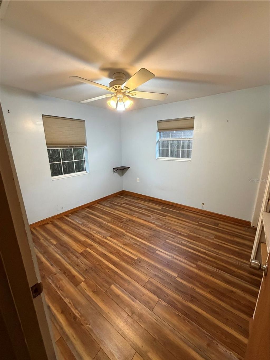 Photo of 1413 Orange Avenue, Tavares, FL 32778 (MLS # G5109537)