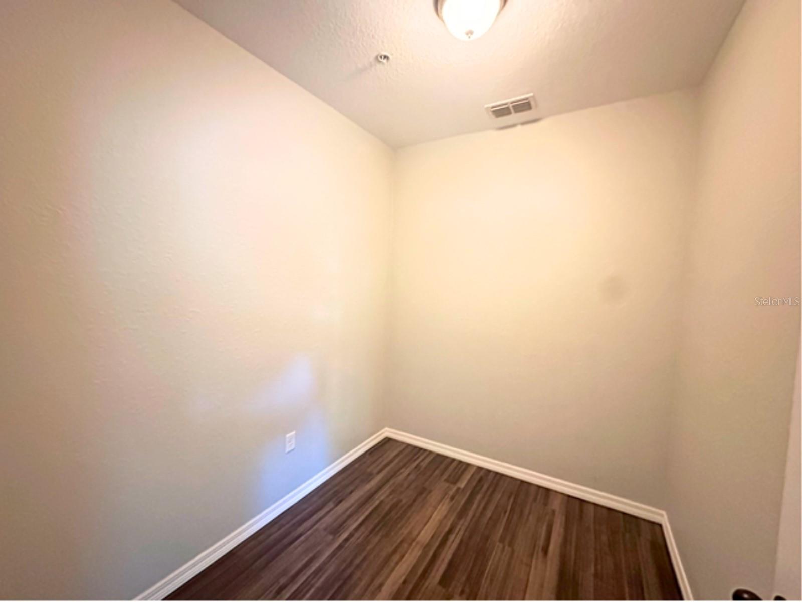 FLA HIGHLANDS CO SUB - Residential Lease