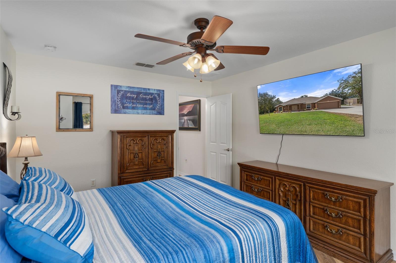 ROYAL HIGHLANDS - Residential