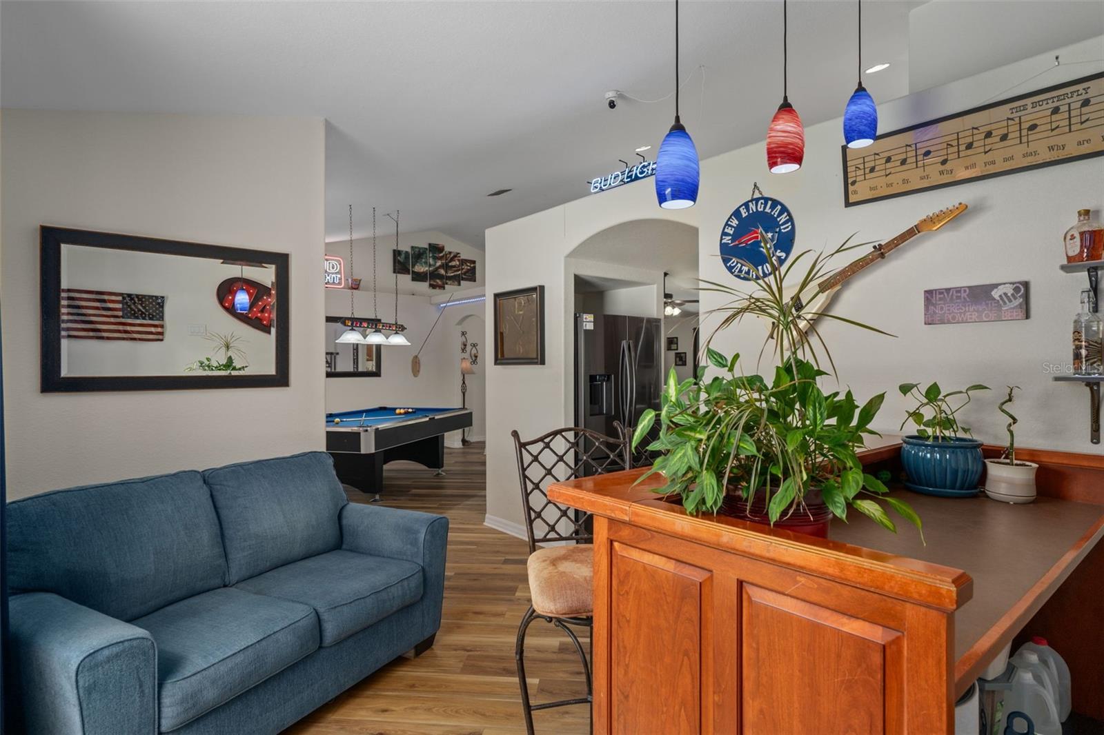 ROYAL HIGHLANDS - Residential