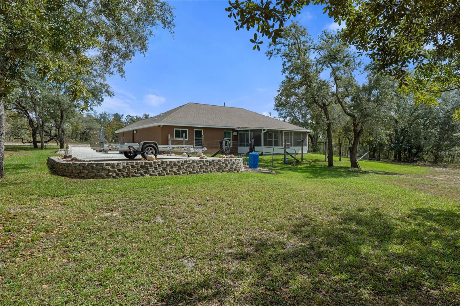 ROYAL HIGHLANDS - Residential