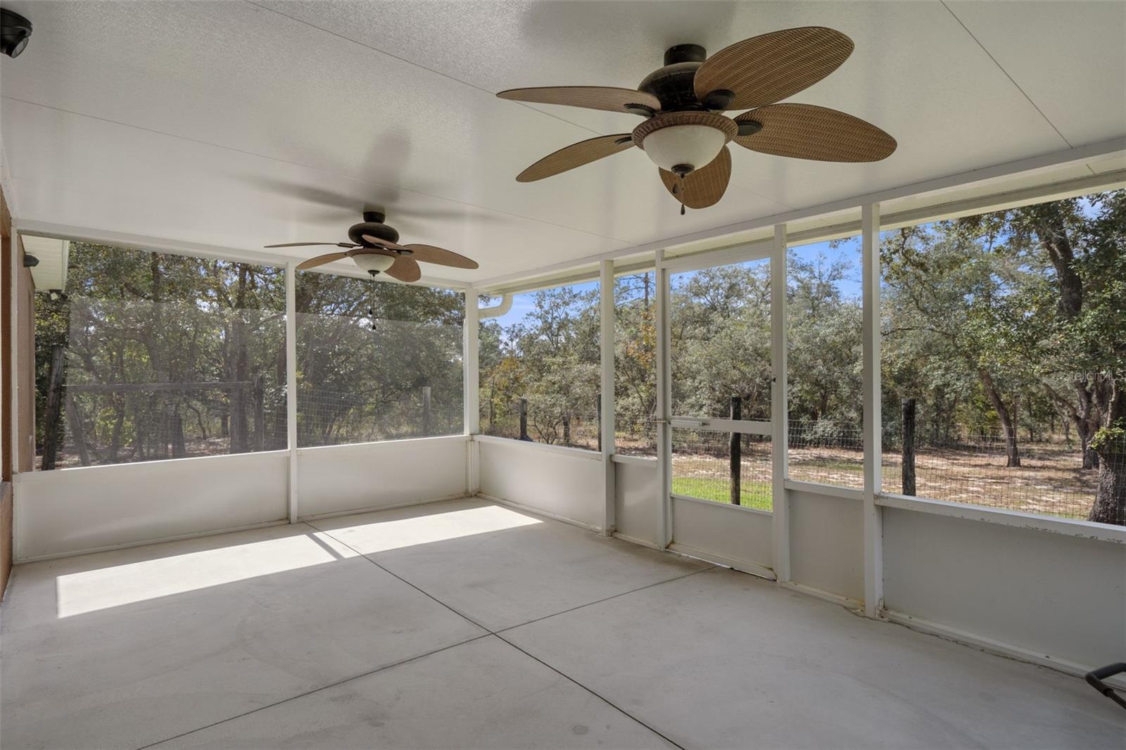 ROYAL HIGHLANDS - Residential