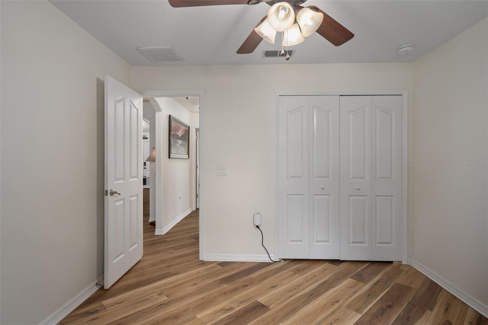 ROYAL HIGHLANDS - Residential